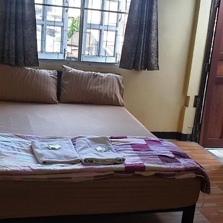 P.L.P Guesthouse - Mae Hong Son Exterior foto