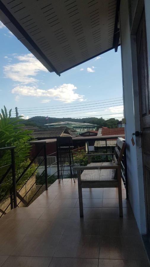 P.L.P Guesthouse - Mae Hong Son Exterior foto