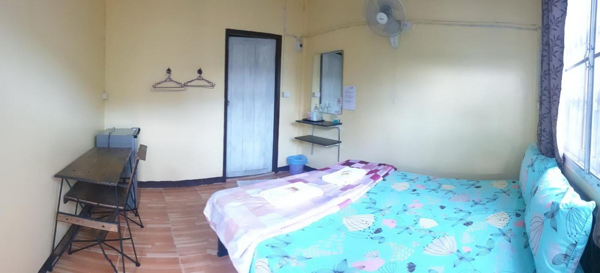 P.L.P Guesthouse - Mae Hong Son Exterior foto