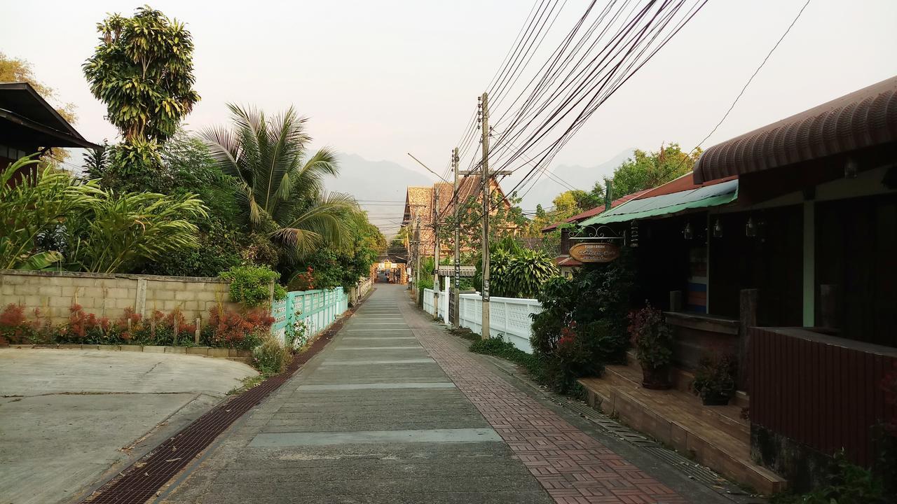 P.L.P Guesthouse - Mae Hong Son Exterior foto