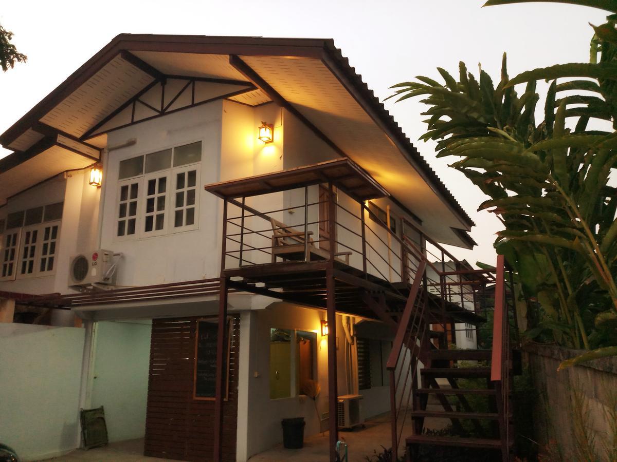 P.L.P Guesthouse - Mae Hong Son Exterior foto