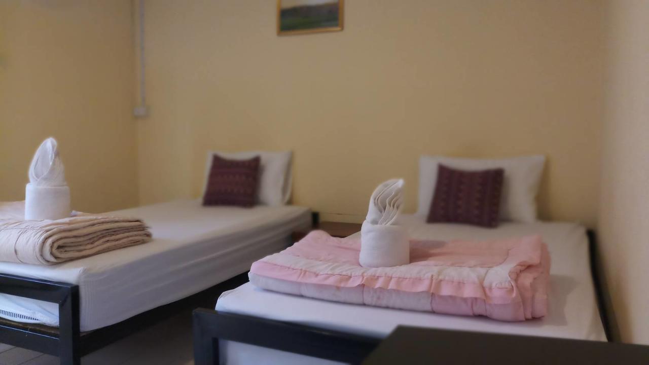 P.L.P Guesthouse - Mae Hong Son Exterior foto
